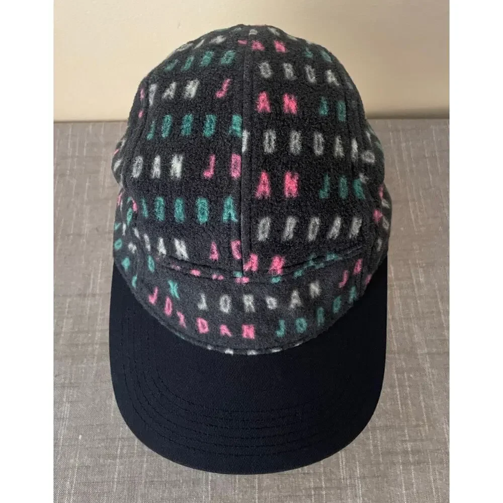 Jordan Sport DNA AW84 Unisex OS Black Fleece 5 Panel Cap